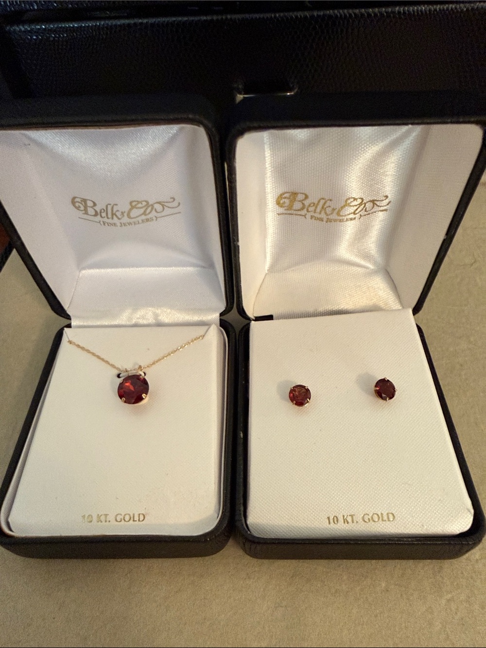Belk 10K Garnet Gold Necklace and Stud Earrings
